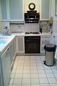 Hyde Parl Garden Mews - kitchen