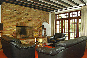 Queens Gate Gardens - sitting room